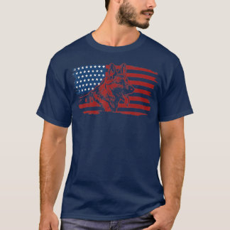 ドイツ羊飼い犬米国国旗Patriotic K-9 Un Tシャツ