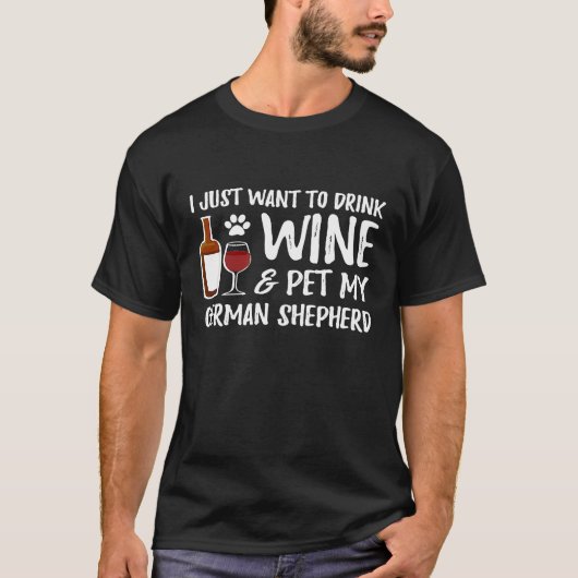 ドイツ羊飼い犬Mのためのワインとドイツの羊飼い Tシャツ (正面)