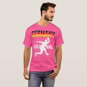 ドイツ誇りを持った卓球愛好家ジャージー – ドイツ語 Tシャツ (正面フル)