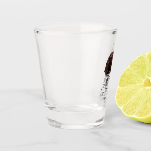 ドイツ語の短いポインタ(GSP) ショットグラス (左)