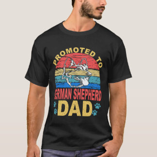 ドイツ+シェパード+パパに昇進25 ドイツ+シェパード Tシャツ