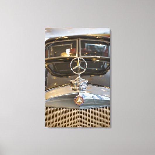 ドイツ、シュトゥットガルト、バーデン=ウルテンベルク。メルセデス キャンバスプリント (正面)