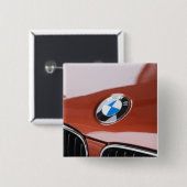 ドイツ、バイエルン州、ミュンヘン。BMW Welt 缶バッジ (正面&裏面)