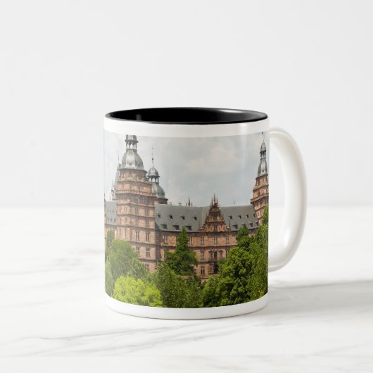 ドイツ、バイエルン、バイエルン、アシャフェンバーグ。シュロス ツートーンマグカップ (正面右)