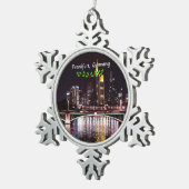 ドイツ，フランクフルト スノーフレークピューターオーナメント (右)