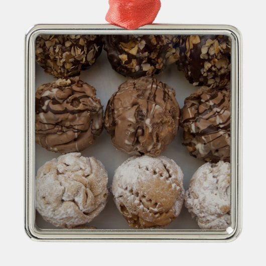 ドイツ、ローテンブルク。典型的なローテンブルク メタルオーナメント (正面)