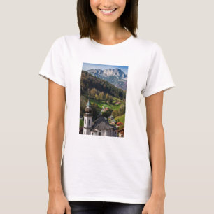 ドイツ、風変わりなババリアン村 Tシャツ