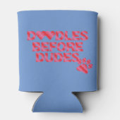 ドゥデス前のドードルズ 缶クーラー (裏面)