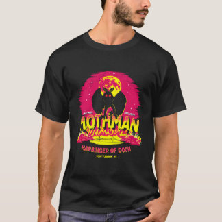 ドゥームの地下墓地の蛾の前触れ Tシャツ