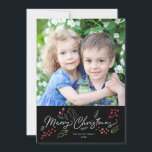 ドカラフルードルズメリークリスマスフォトブラック シーズンカード<br><div class="desc">この明るくカラフルの写真用のホリデーカードは、休日の葉が落ち着き、ブラ図解入りの、写真付きのシの台本に「メリークリスマス」と書かれてモダンいます。来特殊カード用に裏返しにマッチングパターンを付ける。このデザインはコレクションの一部です。</div>