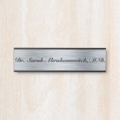 ドクタードクターズドアオフィスのサインシンボルや象徴シルバールック サインプレート (正面)