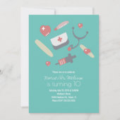 ドクターナース誕生日パーティーメディカルパターンピンク 招待状 (正面)