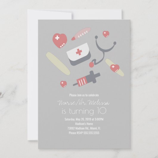 ドクターナース誕生日パーティーメディカルパターンピンク 招待状 (正面)