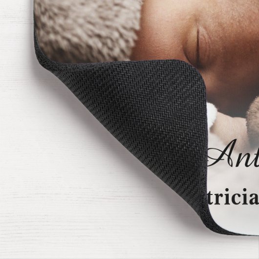 ドクター生まれたばかりのファミリーフォトキープサケ マウスパッド (コーナー)