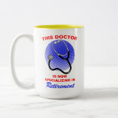 ドク退職したター・リおもしろいタイアメントことわざ ツートーンマグカップ (左)