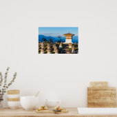 ドチュラ峠の夕日 – ヒマラヤのブータン ポスター (キッチン)