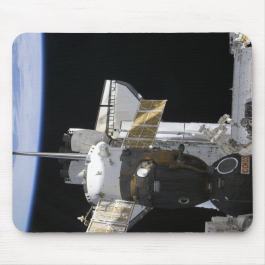 ドッキングされたソユーズ宇宙船 マウスパッド (正面)