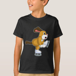 ドッグアイススケートで滑るアイススケート Tシャツ