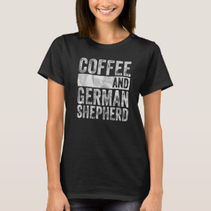 ドッグアパレルペットオーナーコーヒーとドイツの羊飼い Tシャツ