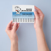 ドッグウォーカー5.6 x 4.5ティアオフフライヤーブルー&ホワイト チラシ (手)