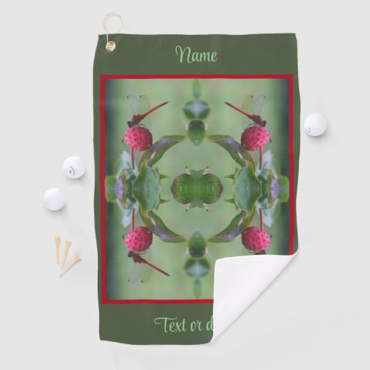 ドッグウッドフルーツの赤いトンボパーソナライズされたイ ゴルフタオル (インサイチュ)