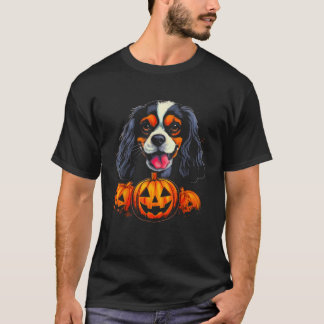 ドッグカバリヤキングチャールズスパニエル犬パンプキンハロウィー Tシャツ