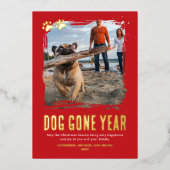 ドッグゴーイングイヤー赤い写真クリスマス 箔シーズンカード (正面)