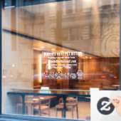 ドッグシッターの窓にしがみつく ウィンドウサイン (カフェ窓)