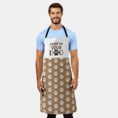 ドッグジーベーカリーの服装のためのドッグブティック エプロン (着用した状態)