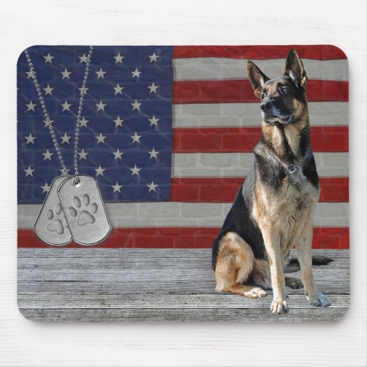 ドッグタグマウスパッド付きドイツの羊飼い マウスパッド (正面)