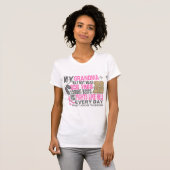 ドッグタッグの乳癌の祖母 Tシャツ (正面フル)