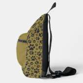 ドッグポーズブラック&ホワイト水玉模様オン軍隊金ゴールド スリングバッグ (右)