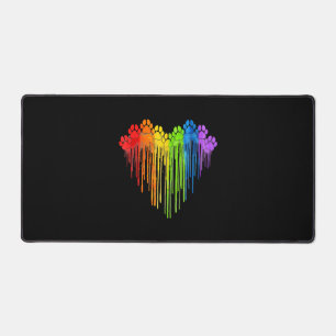 ドッグポーズレインボーハートドッグ恋人ゲイプライドLGBT Co デスクマット