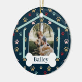 ドッグポープリントパターン名前をカスタムするドッグハウスフォト セラミックオーナメント (左)