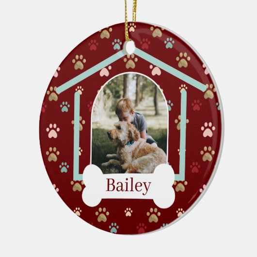 ドッグポープリントパターン名前をカスタムするドッグハウスフォト セラミックオーナメント (左)