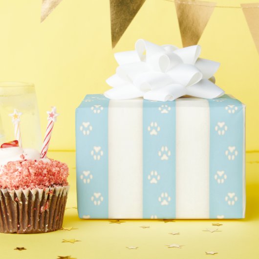 ドッグポー淡い色のプリントブルー&アンティークホワイトかわいらし ラッピングペーパー (誕生日パーティー)