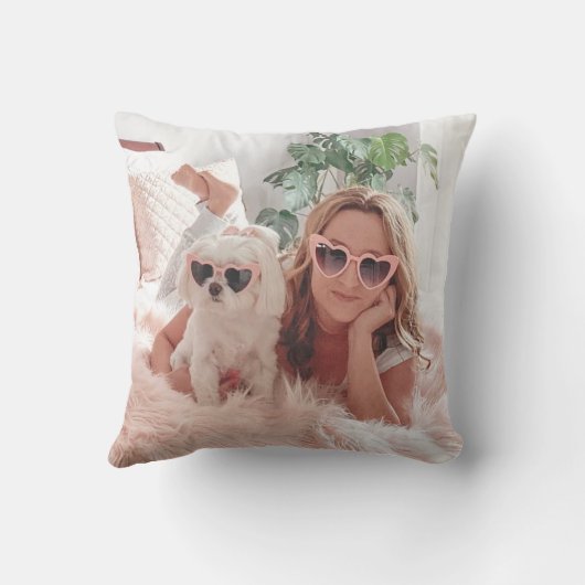ドッグママトレンディータイポグラフィカスタム写真と文字 クッション (裏面)
