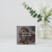 ドッモダンミニマルグシッターのトレーナー犬シッター スクエア名刺 (スタンド正面)