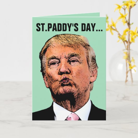 ドナルドおもしろいトランプST.PATRICKのデイカード カード (黄色い花)