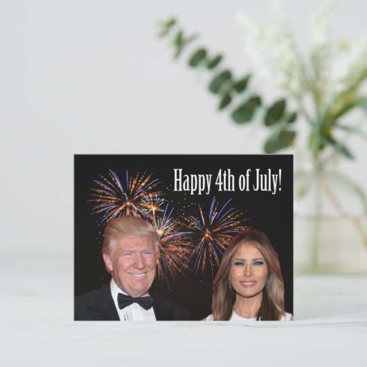 ドナルドおよびMelaniaの切札からの7月第4幸せ ポストカード (スタンド正面)