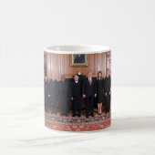 ドナルド・トランプと最高裁判事 コーヒーマグカップ (中央)