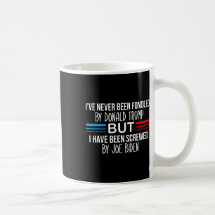 ドナルド・トランプに愛撫されたことがないが~に酔っている コーヒーマグカップ