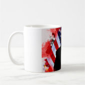 ドナルド・トランプのお祝いのマグ コーヒーマグカップ (左)