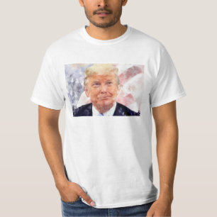 ドナルド・トランプはアメリカ国旗で微笑んでいる Tシャツ