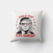 ドナルド・トランプは私の同郷人です クッション (裏面)