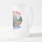 ドナルド・トランプ一度にアメリカを一つのバッグで浄化 フロストグラスビールジョッキ (正面右)