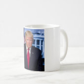 ドナルド・トランプ公式大統領のポートレート コーヒーマグカップ (正面右)