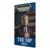 ドナルド・トランプ写真 – トランプ2024保アメリカ素晴らし ミニクリップボード (アングル2)