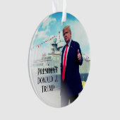 ドナルド・トランプ大統領が海軍艦船を攻撃 オーナメント (正面)