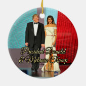 ドナルド・トランプ大統領及びMelaniaの写真 セラミックオーナメント (裏面)